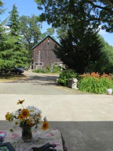 lwvuv garden tour 2014